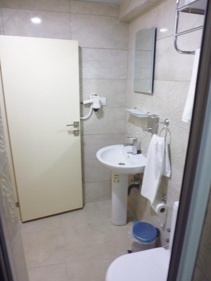 Ipek Hotel Balıkesir Esterno foto