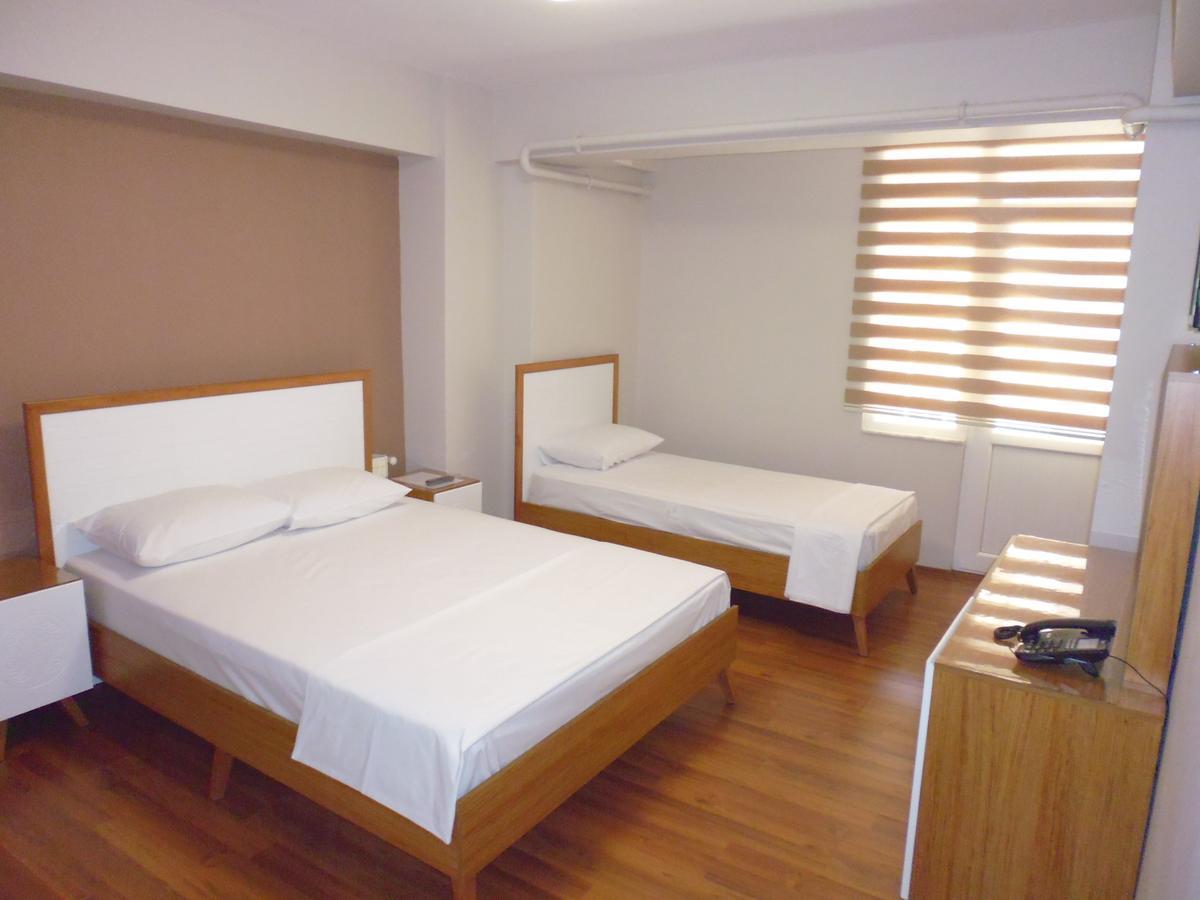 Ipek Hotel Balıkesir Esterno foto