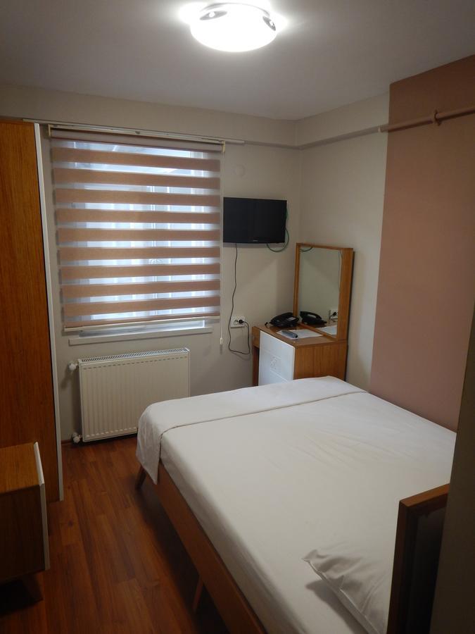 Ipek Hotel Balıkesir Esterno foto