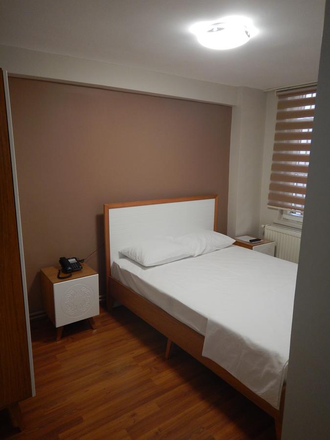 Ipek Hotel Balıkesir Esterno foto